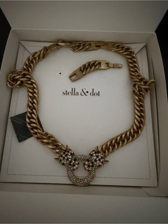 Stella & Dot Jewelry - stella & dot Gold Pave Panther Link roar Necklace